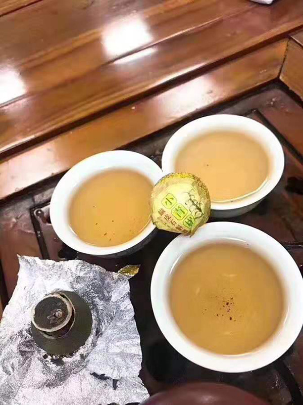 清香铁皮石斛小青柑普洱茶